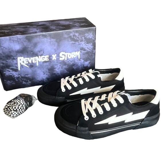 NEW Revenge x Storm Low Top SNEAKERS Black White Mens 7, Womens 8.5 SHOES Boxed! main image 4